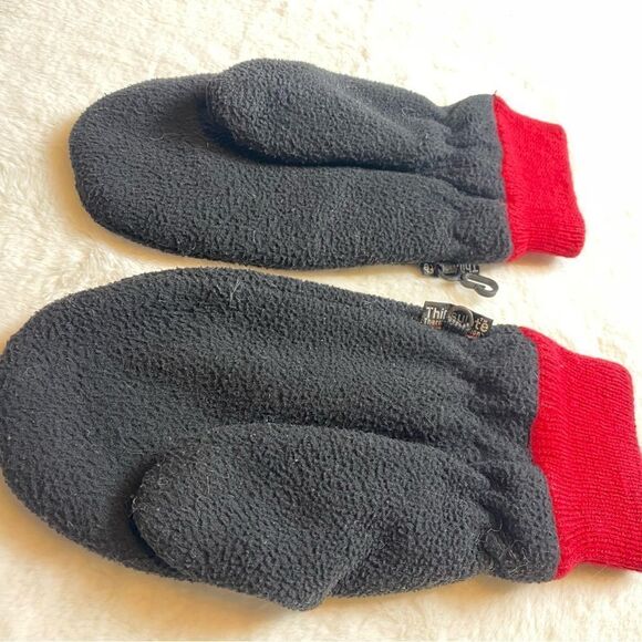 NBA Official License Chicago Bulls Thinslate Fleece Mittens - Picture 8 of 8